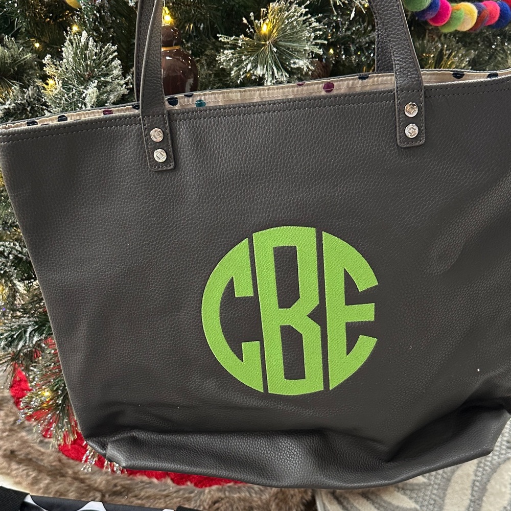 Dark grey tote CBE monogram in lime green